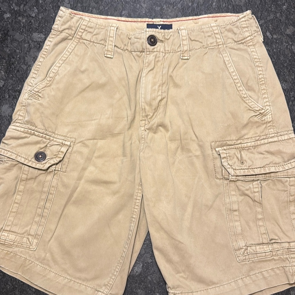 American Eagle Classic Cargo Shorts